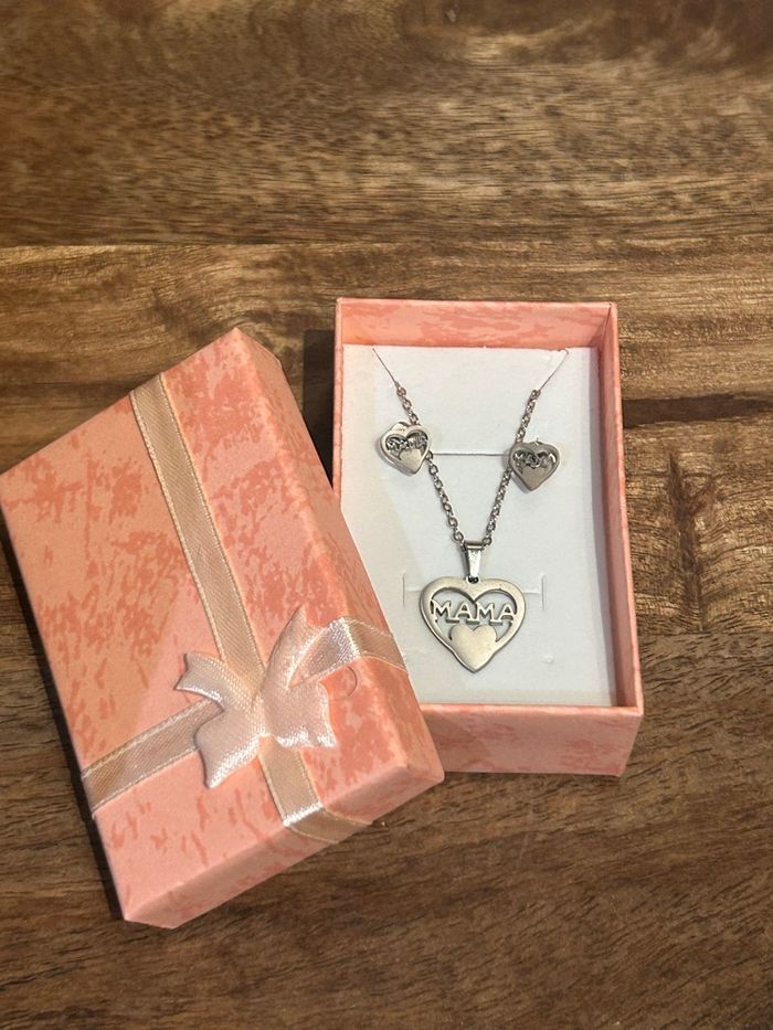 Collier - photo numéro 2