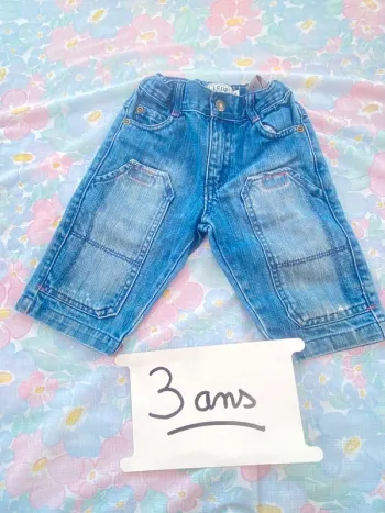 Beau bermuda jeans short lcdp 3 ans