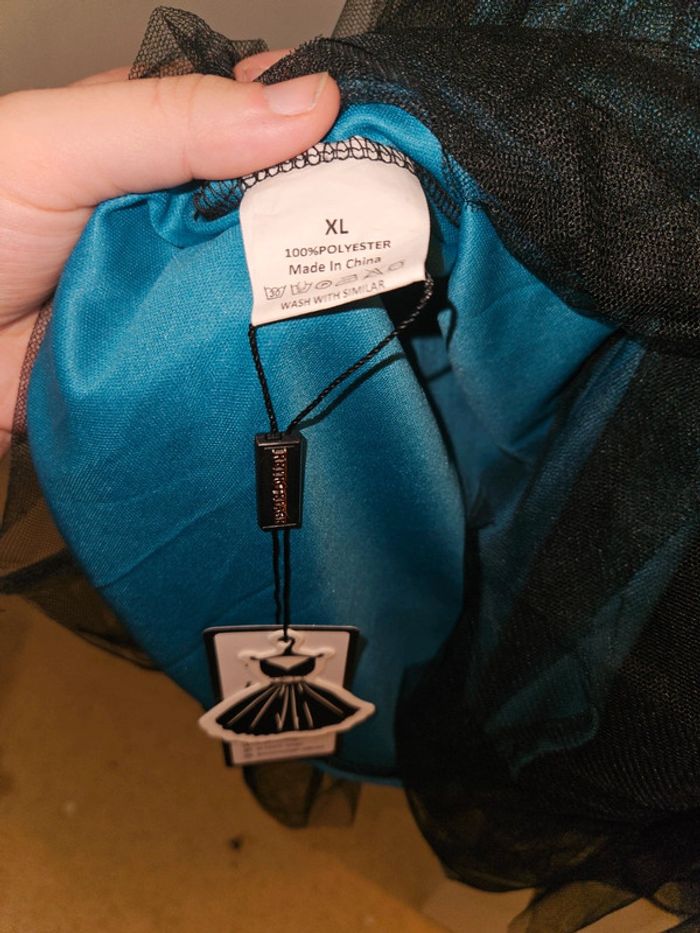 Jolie robe bleu XL - photo numéro 4
