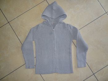 Gilet gris T11-12ans