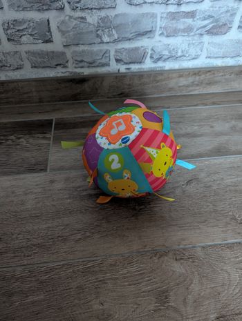 Balle d'éveil les p'tits copains 