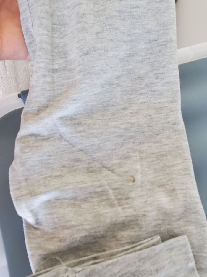 Lot de 4 leggings + 1 short taille 4 ans - photo numéro 10