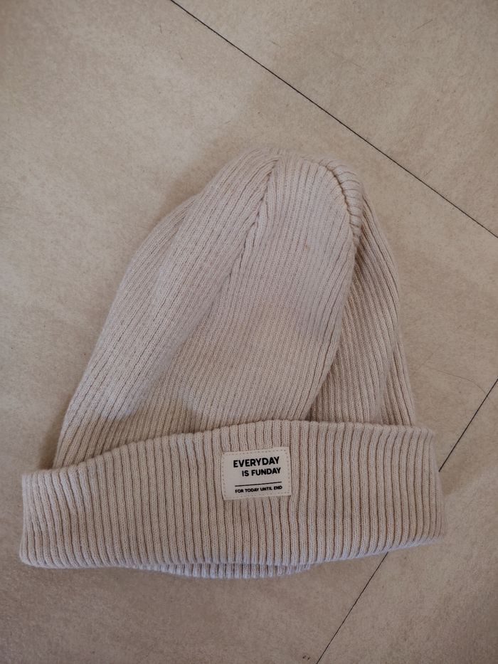 Lot bonnet fille Zara h&m - photo numéro 5