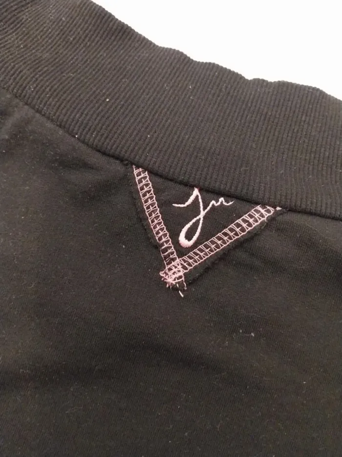 Haut noir et rose T36/38 - photo numéro 3