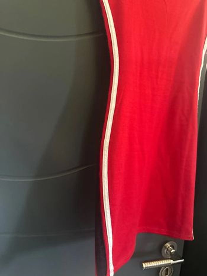 Robe rouge - photo numéro 2