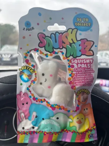 Lot de 2 Squishie ( 36 à collectionner )
