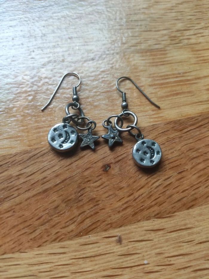 Boucle d'oreilles lune et étoile argenté