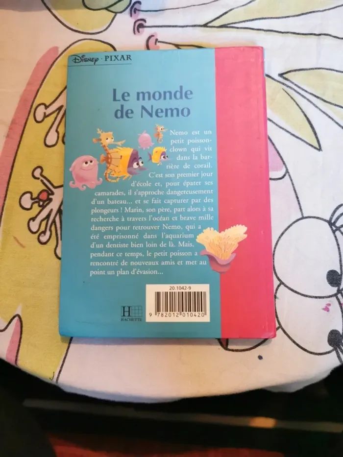 Livre Le monde de Nemo - photo numéro 2