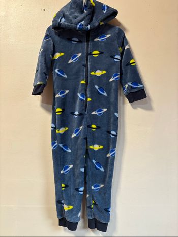 Sur pyjama garçon taille 98