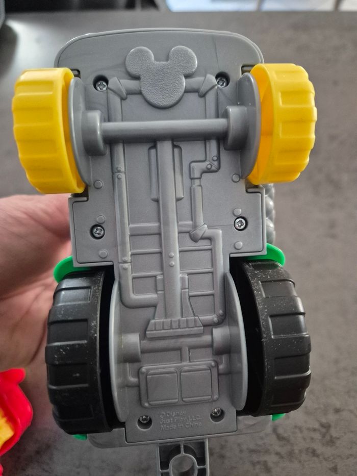 Mickey fermier - photo numéro 4