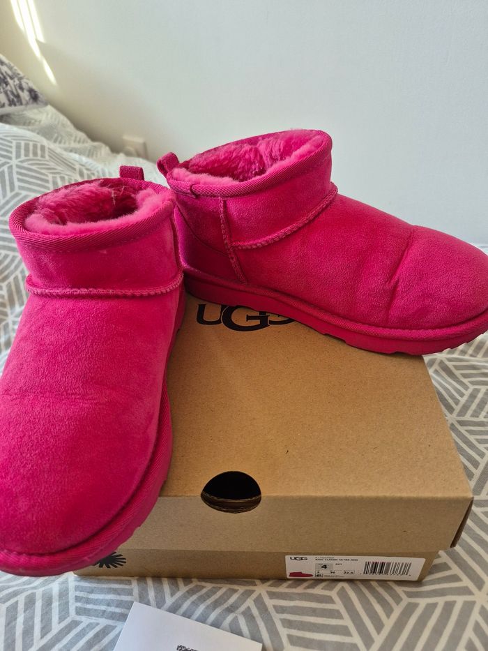 UGG mini fuschia - photo numéro 2