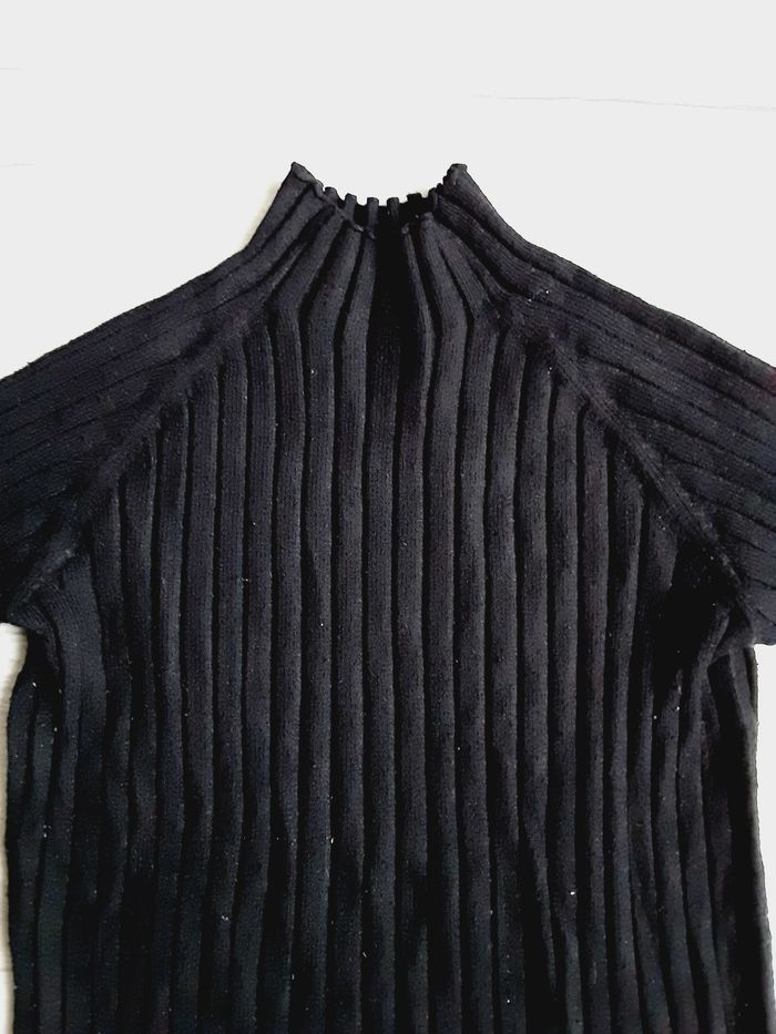 Vêtement fille tee-shirt manches longues noir moulant Zara 10 ans - photo numéro 3