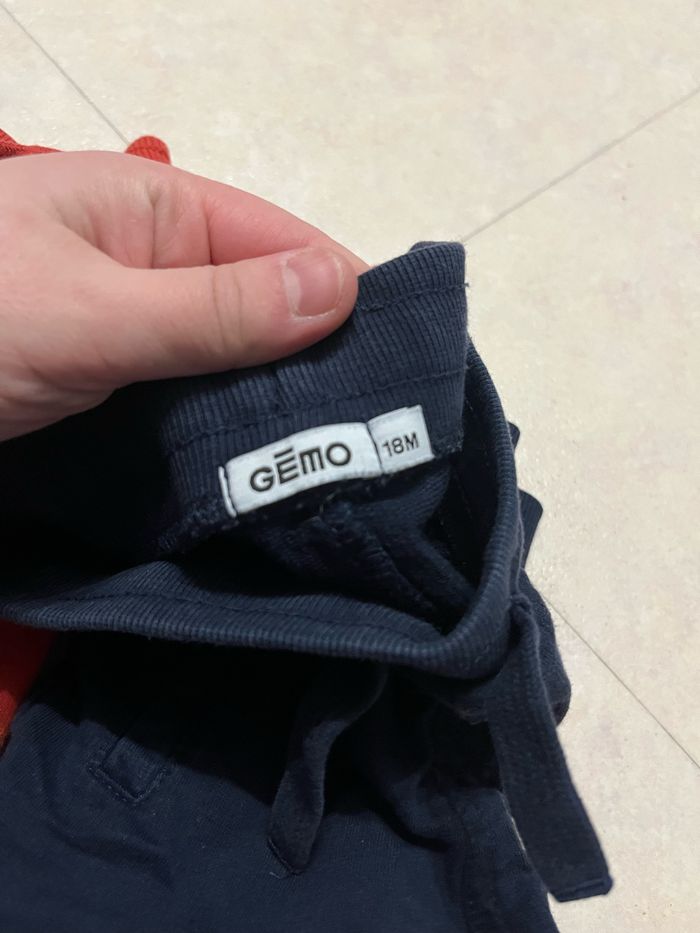 Lot 4 pantalons 18 mois - photo numéro 2