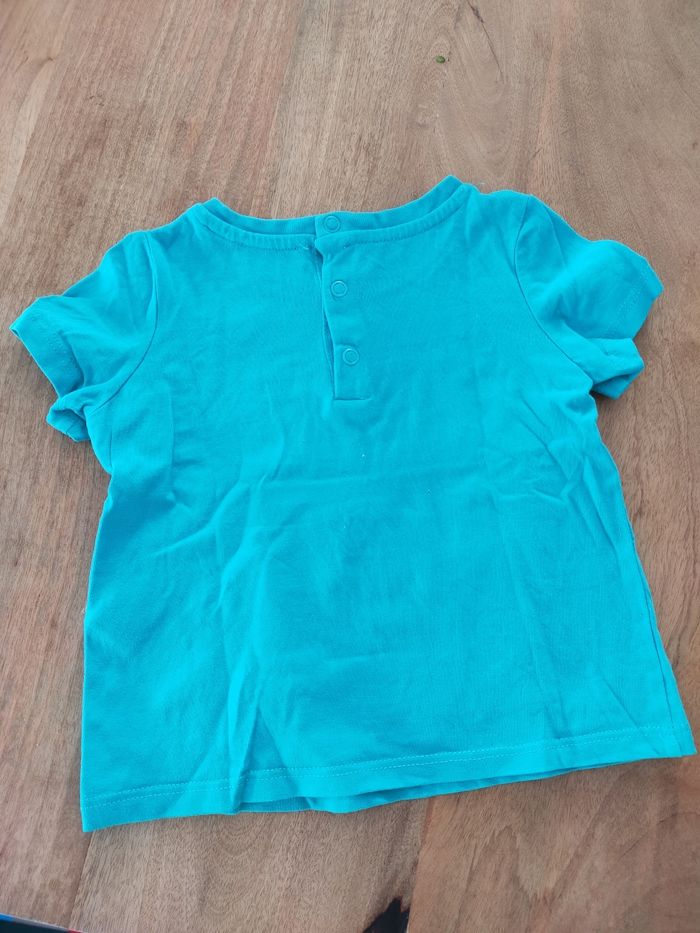 Lot de t-shirts singes 🐒 18 mois - photo numéro 7