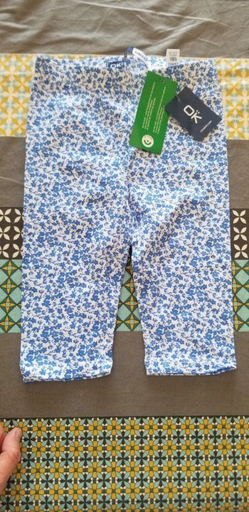 Legging 3/4  okaidi 4 ans neuf
