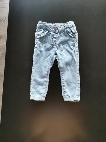Jean 6 mois