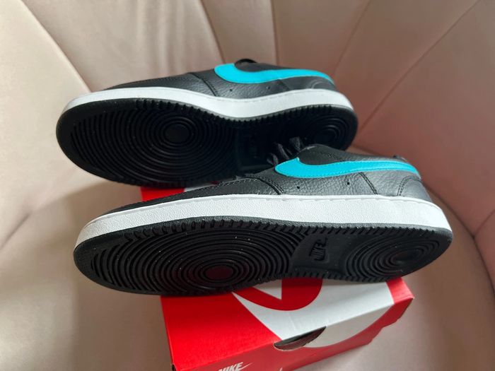 Baskets mixte 38,5 neuves modèle court vision low - Nike - photo numéro 3