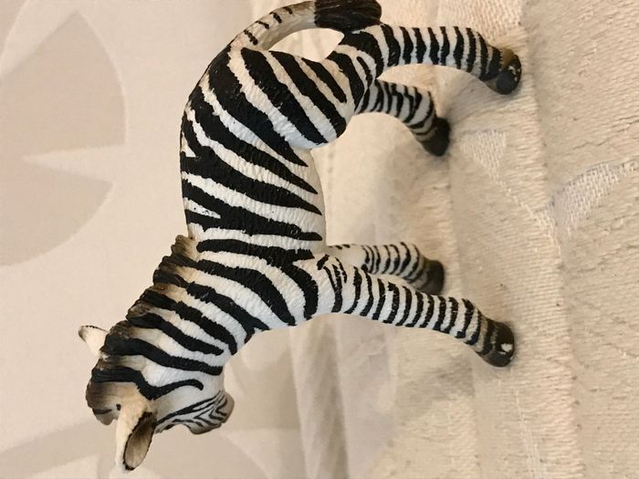 Figurine Animaux – Bébé Zèbre - photo numéro 2