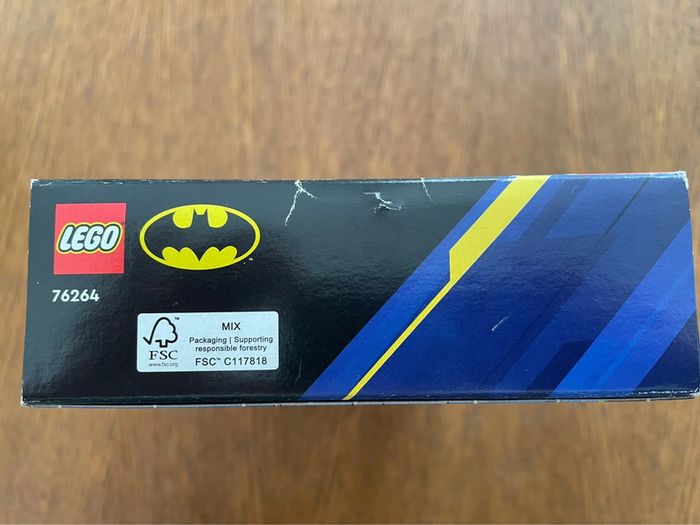 Lego Batmobile 76264 Neuf - photo numéro 5