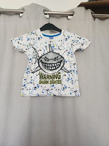 T-shirt sequin