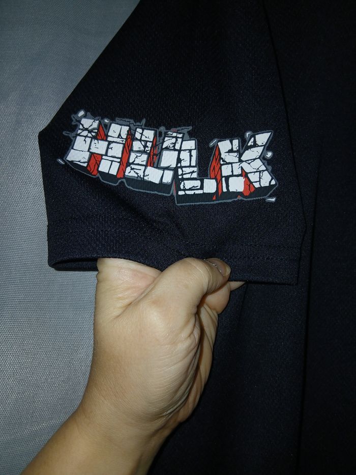 T-shirt manches courtes 9/10 ans  Chicago Bulls hulk - photo numéro 2