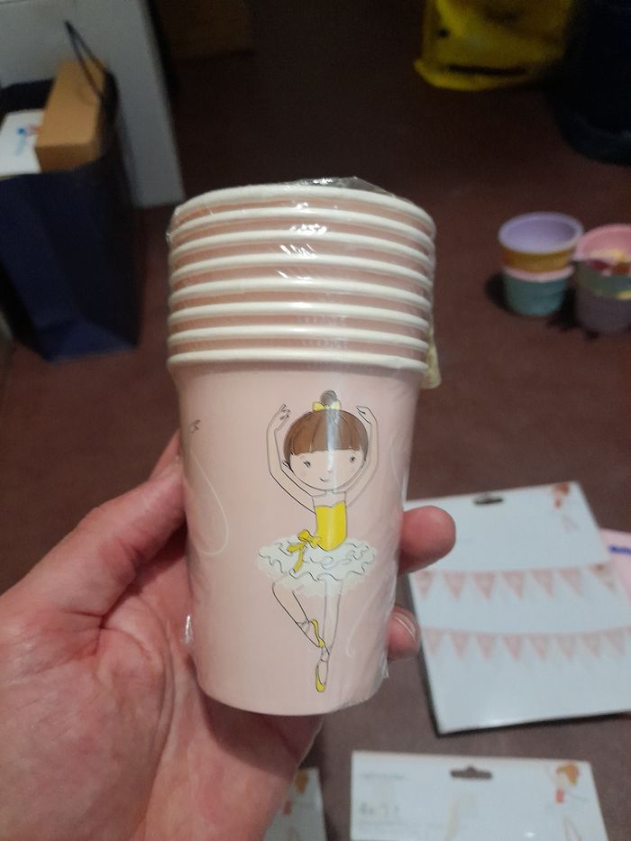 Lot de décos pour anniversaire danseuse - photo numéro 5