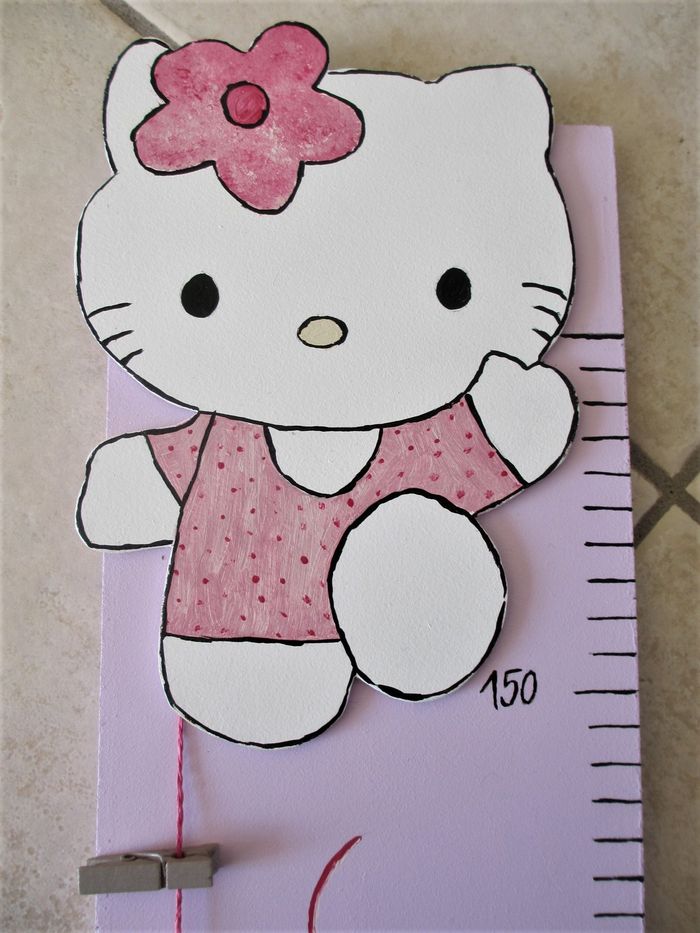 Toise en bois artisanale Hello Kitty - photo numéro 4