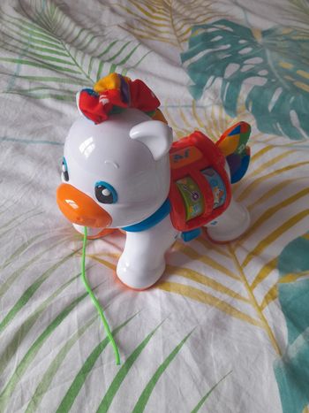 Cheval clementoni neuf