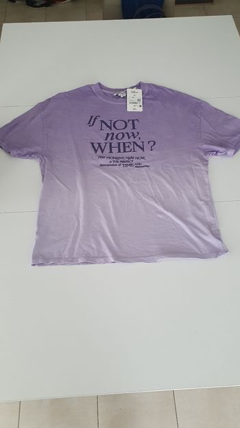 T shirt neuf debradé de mauve en XS