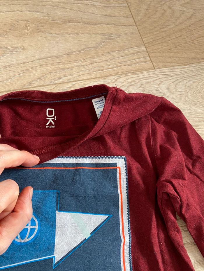 Lot de 2 t shirts 6 ans IKKS et okaidi très bon etat - photo numéro 5