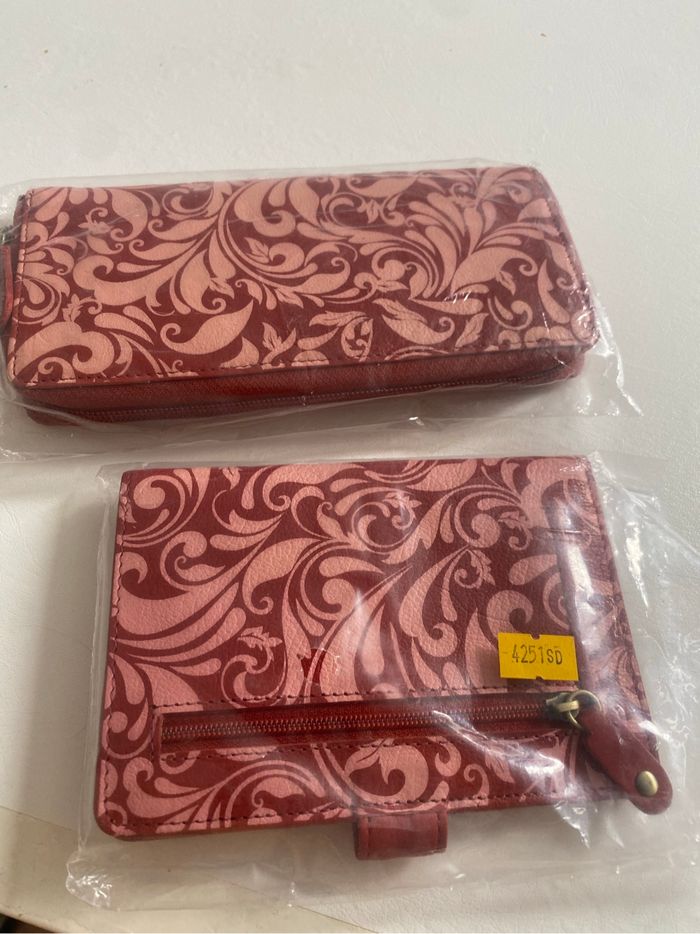 Lot portefeuille et porte carte en cuir neuf - photo numéro 2