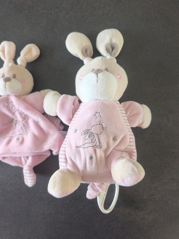 Lot doudou et doudou musical - photo numéro 2