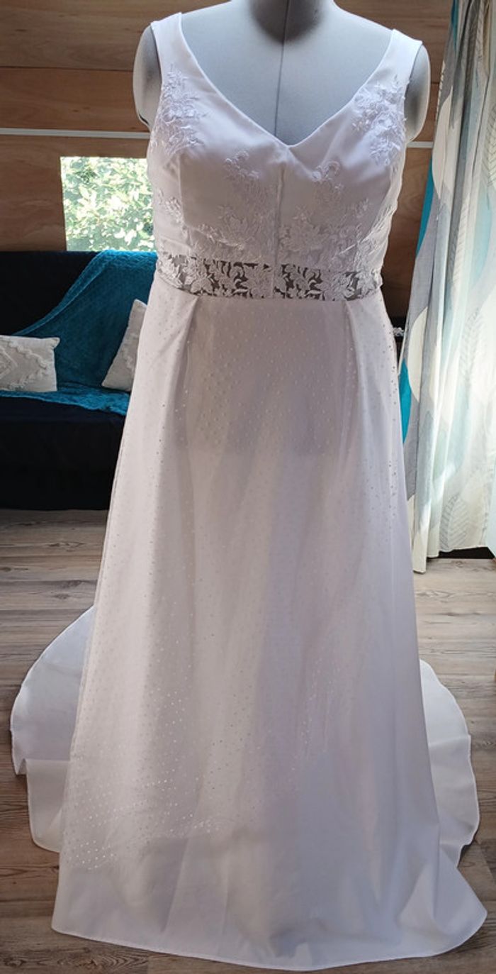 robe de mariée unique taille 48/50 - photo numéro 9
