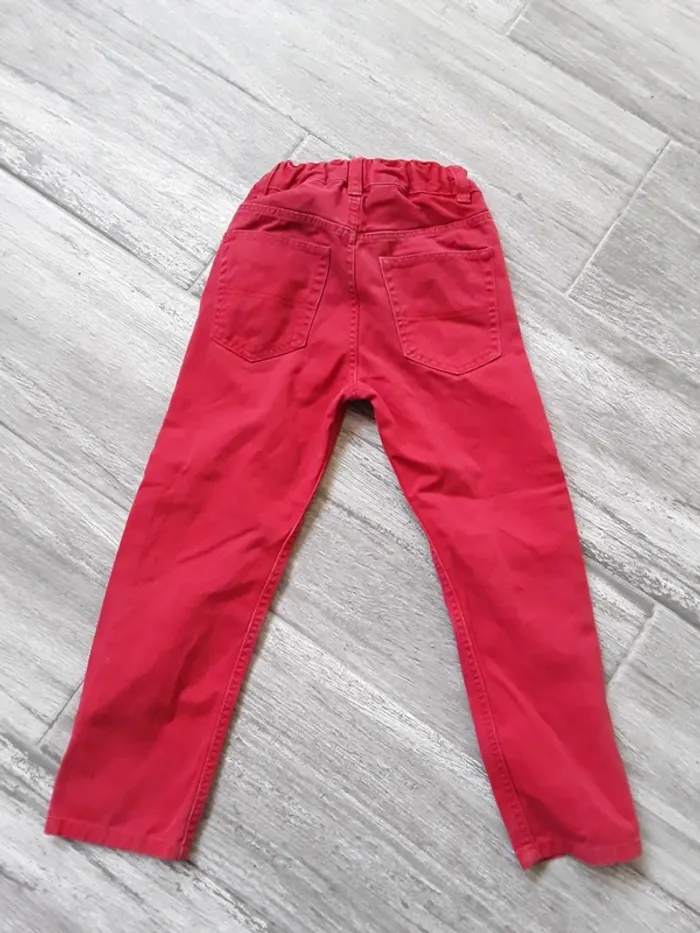 Jeans 4-5 ans (110 cm) - photo numéro 3