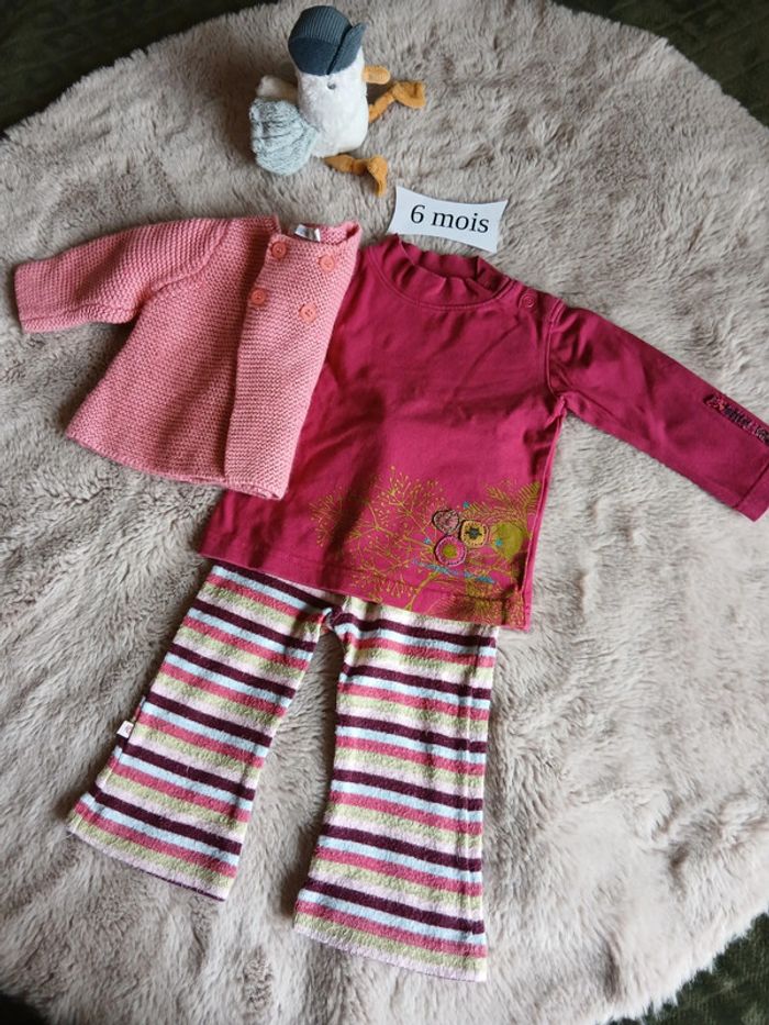 Ensemble fille en 6 mois