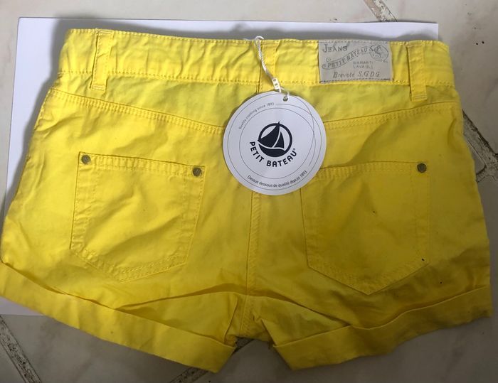 Short  été taille 4 ans petit bateau - photo numéro 2