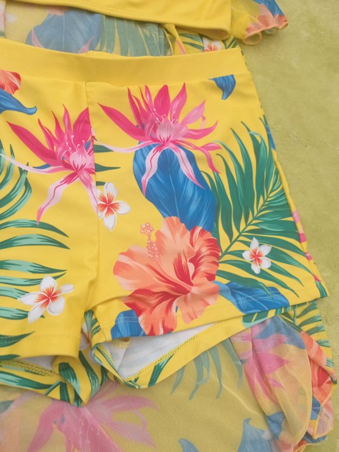 Ensemble 3 pièces maillot de bain taille S - photo numéro 4