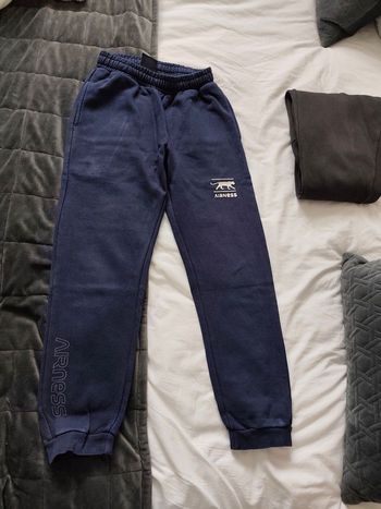 Bas et haut jogging airness 10 ans bas et haur