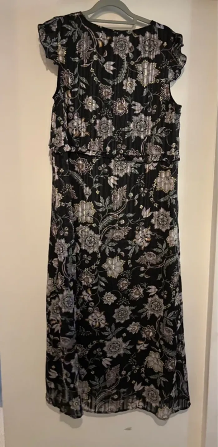 Robe longue fleurie noire plissée – Gémo – Taille 38 (taille grand) - photo numéro 4