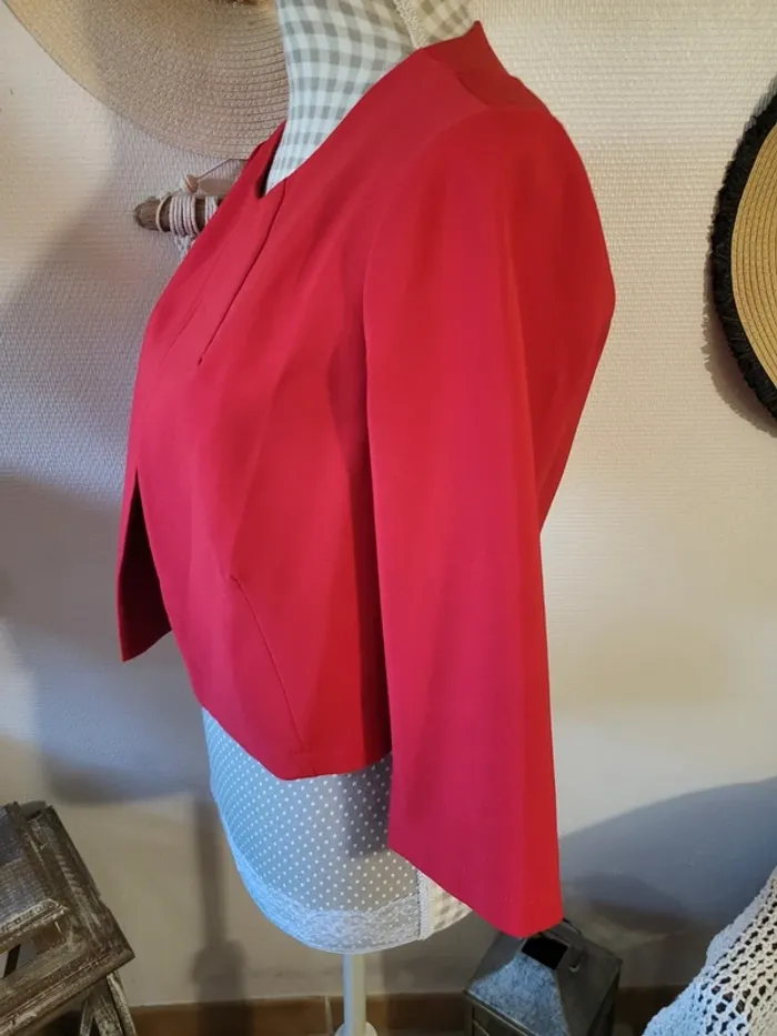 Ensemble veste jupe - photo numéro 3