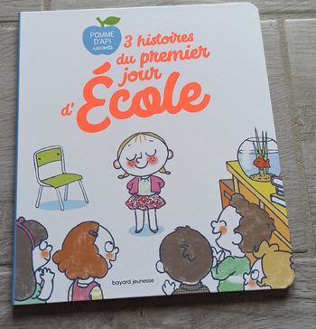 🍏 Livre pomme d'api raconte 3 histoires du premier jour d'ecole 🍏
