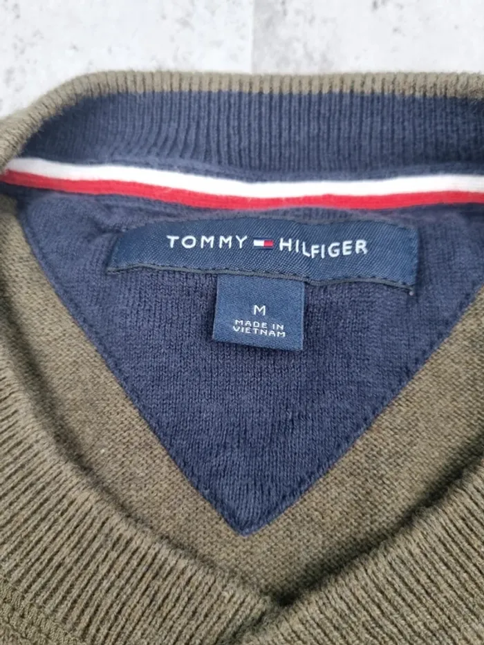Pull 1/4 boutonné kaki Tommy Hilfiger – Taille M Homme (mesures en photos) - photo numéro 8