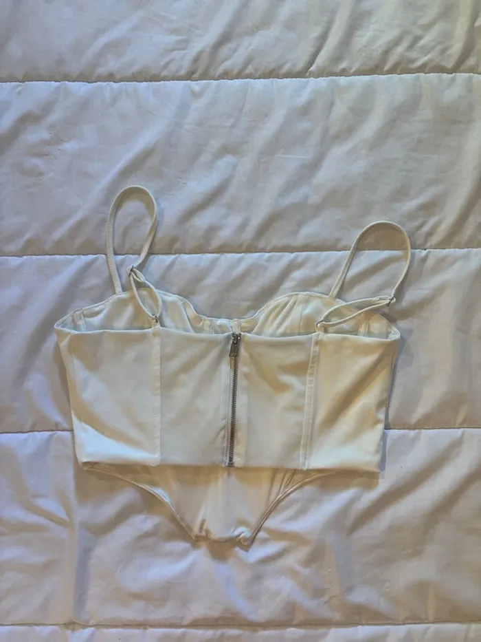 Corset - photo numéro 3