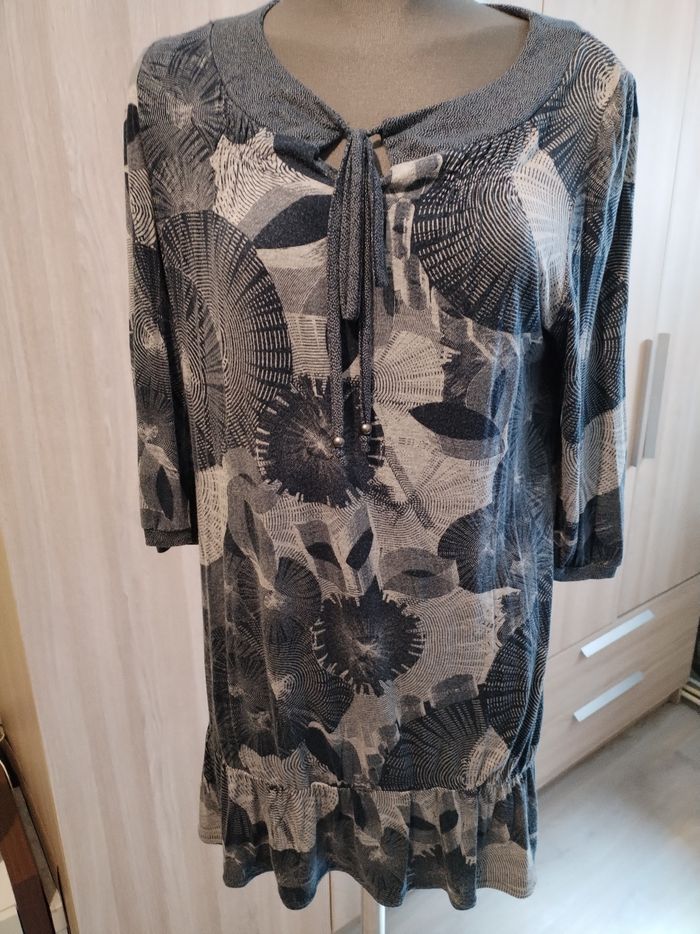 Robe manches 3/4 taille 44