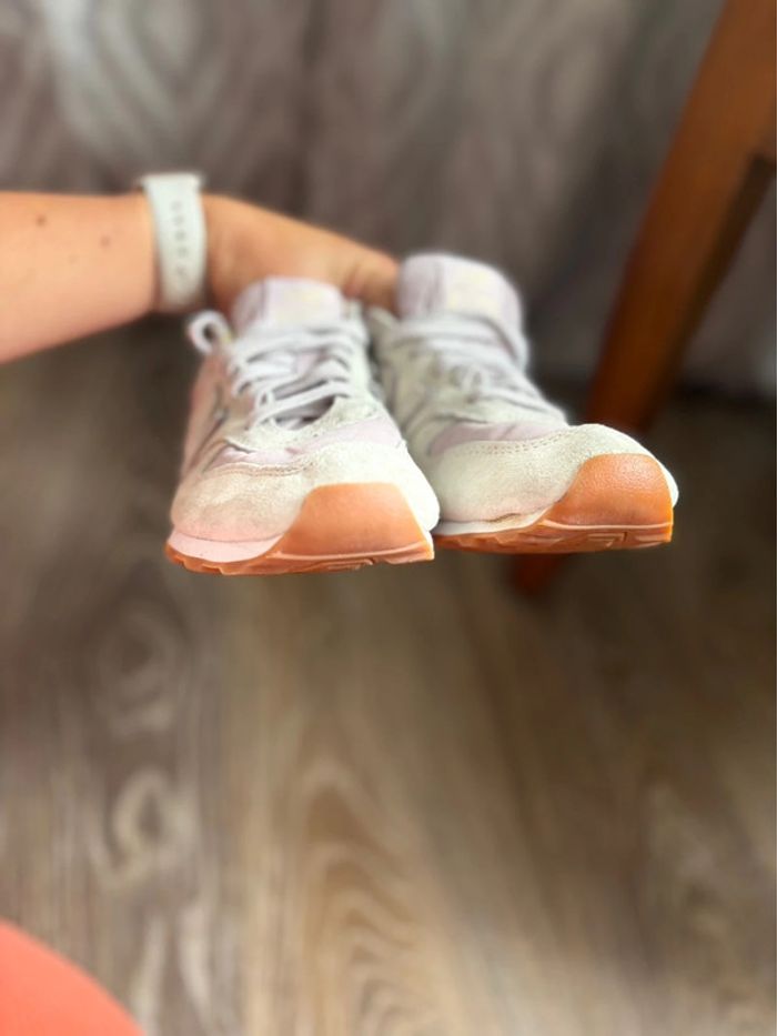 Baskets New Balance 996 - gris/lila - cuir/tissu - pointure 37 - en très bon état - photo numéro 8