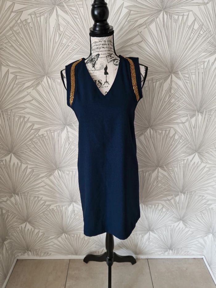 Jolie robe chic avec perles aux épaules Kiabi taille 36 neuve