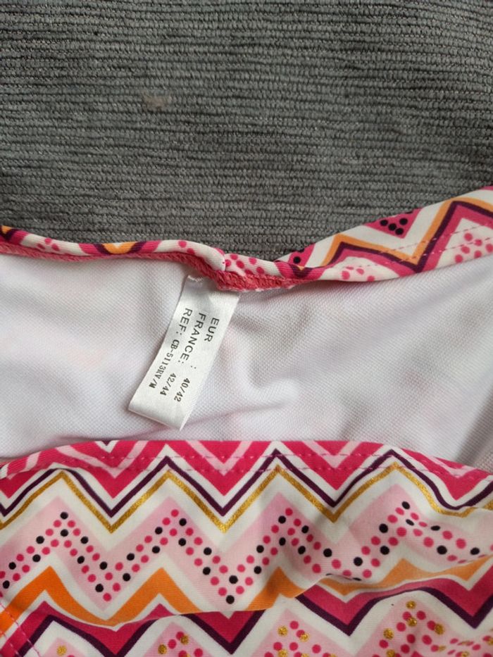 Joli maillot de bain taille 40 42 - photo numéro 2