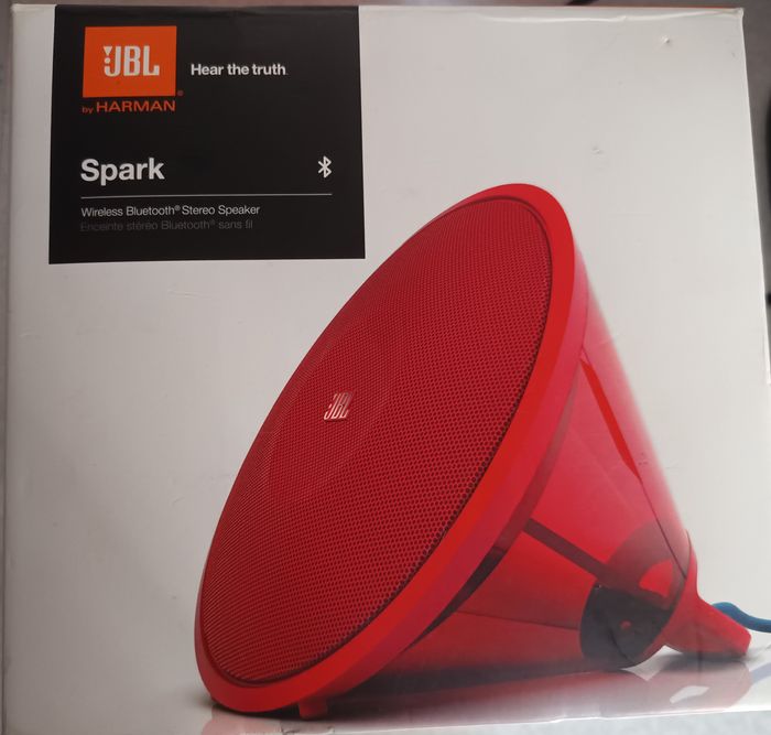 JBL Spark Rouge Enceinte Stéréo Sans Fil Bluetooth + Crochet + adaptateur prise