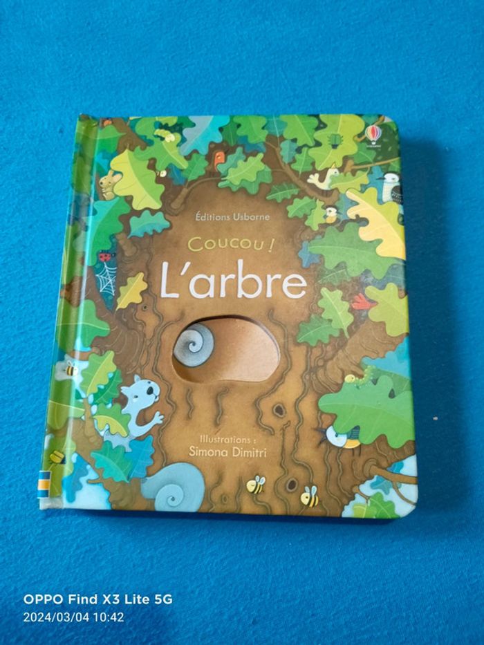 Livre coucou l'arbre