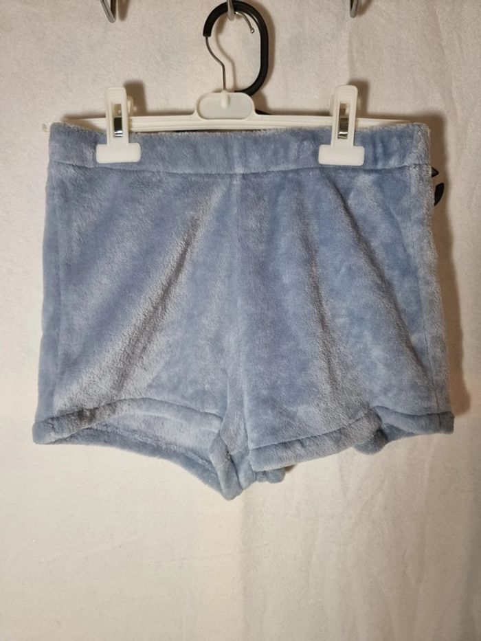 Ensemble brassière et mini short Shein - photo numéro 3